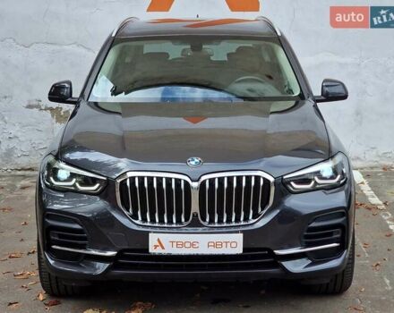 Серый БМВ Х5, объемом двигателя 2.99 л и пробегом 35 тыс. км за 74990 $, фото 3 на Automoto.ua
