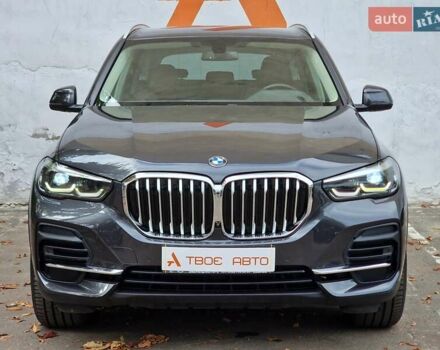 Серый БМВ Х5, объемом двигателя 2.99 л и пробегом 35 тыс. км за 74990 $, фото 2 на Automoto.ua