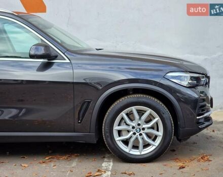 Серый БМВ Х5, объемом двигателя 2.99 л и пробегом 35 тыс. км за 74990 $, фото 21 на Automoto.ua