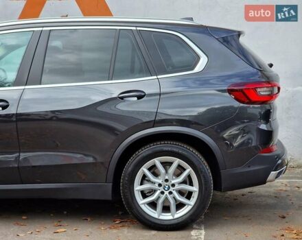 Серый БМВ Х5, объемом двигателя 2.99 л и пробегом 35 тыс. км за 74990 $, фото 24 на Automoto.ua