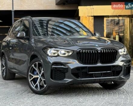 Серый БМВ Х5, объемом двигателя 3 л и пробегом 38 тыс. км за 87700 $, фото 2 на Automoto.ua
