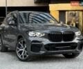 Серый БМВ Х5, объемом двигателя 3 л и пробегом 38 тыс. км за 87700 $, фото 2 на Automoto.ua