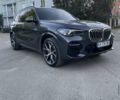 Серый БМВ Х5, объемом двигателя 3 л и пробегом 24 тыс. км за 81000 $, фото 1 на Automoto.ua