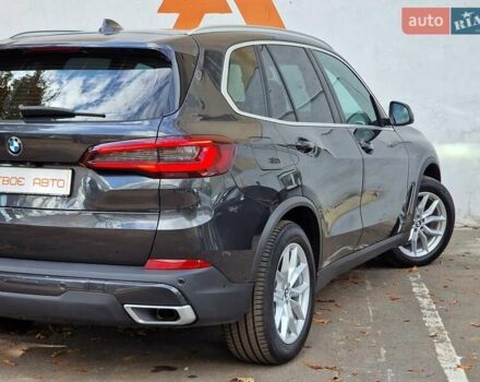 Серый БМВ Х5, объемом двигателя 2.99 л и пробегом 35 тыс. км за 74990 $, фото 34 на Automoto.ua