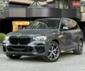 Серый БМВ Х5, объемом двигателя 3 л и пробегом 38 тыс. км за 87700 $, фото 1 на Automoto.ua