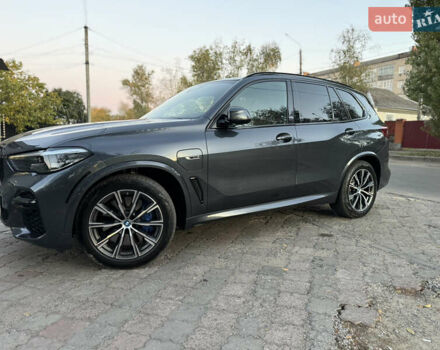 Серый БМВ Х5, объемом двигателя 3 л и пробегом 31 тыс. км за 79000 $, фото 18 на Automoto.ua