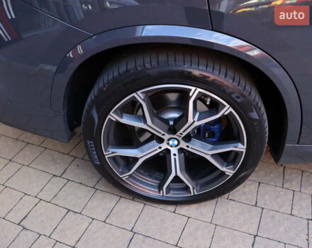 Сірий БМВ Х5, об'ємом двигуна 3 л та пробігом 70 тис. км за 75900 $, фото 4 на Automoto.ua