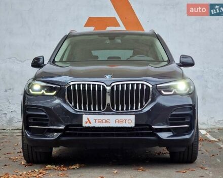 Серый БМВ Х5, объемом двигателя 2.99 л и пробегом 35 тыс. км за 74990 $, фото 4 на Automoto.ua