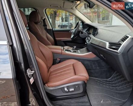 Серый БМВ Х5, объемом двигателя 2.99 л и пробегом 35 тыс. км за 74990 $, фото 52 на Automoto.ua