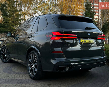 Сірий БМВ Х5, об'ємом двигуна 3 л та пробігом 16 тис. км за 99000 $, фото 4 на Automoto.ua