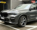 Серый БМВ Х5, объемом двигателя 3 л и пробегом 71 тыс. км за 89000 $, фото 1 на Automoto.ua