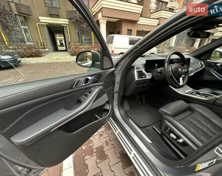 Сірий БМВ Х5, об'ємом двигуна 3 л та пробігом 65 тис. км за 70900 $, фото 34 на Automoto.ua