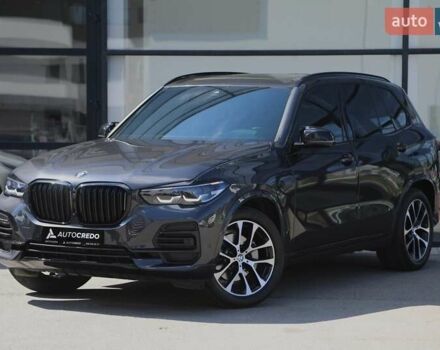 Серый БМВ Х5, объемом двигателя 3 л и пробегом 50 тыс. км за 62000 $, фото 2 на Automoto.ua