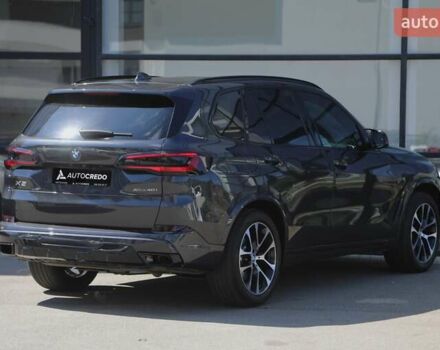 Серый БМВ Х5, объемом двигателя 3 л и пробегом 50 тыс. км за 62000 $, фото 3 на Automoto.ua