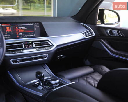 Серый БМВ Х5, объемом двигателя 3 л и пробегом 50 тыс. км за 62000 $, фото 10 на Automoto.ua