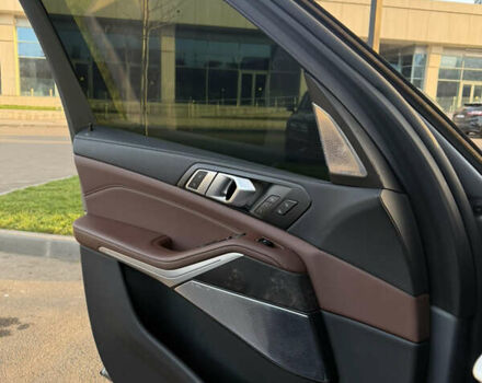 Сірий БМВ Х5, об'ємом двигуна 4.39 л та пробігом 44 тис. км за 127000 $, фото 26 на Automoto.ua