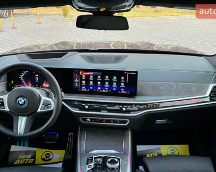 Сірий БМВ Х5, об'ємом двигуна 3 л та пробігом 16 тис. км за 99000 $, фото 13 на Automoto.ua