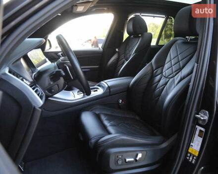 Серый БМВ Х5, объемом двигателя 3 л и пробегом 50 тыс. км за 62000 $, фото 4 на Automoto.ua