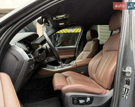 Серый БМВ Х5, объемом двигателя 3 л и пробегом 71 тыс. км за 89000 $, фото 12 на Automoto.ua