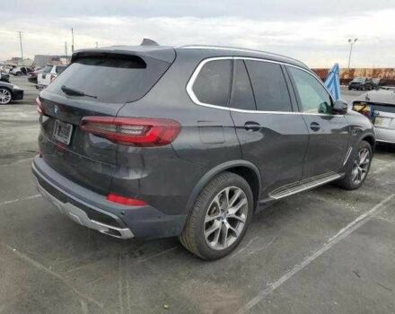 Серый БМВ Х5, объемом двигателя 3 л и пробегом 56 тыс. км за 40000 $, фото 2 на Automoto.ua