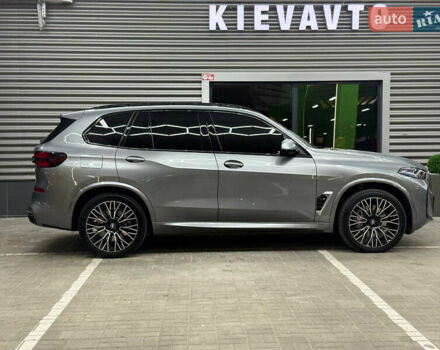 Сірий БМВ Х5, об'ємом двигуна 3 л та пробігом 37 тис. км за 83000 $, фото 3 на Automoto.ua
