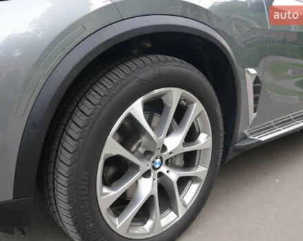 Серый БМВ Х5, объемом двигателя 3 л и пробегом 57 тыс. км за 72000 $, фото 18 на Automoto.ua