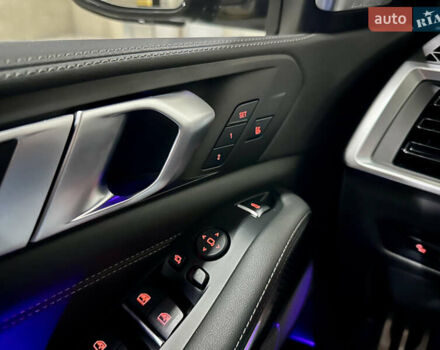 Серый БМВ Х5, объемом двигателя 3 л и пробегом 7 тыс. км за 135700 $, фото 60 на Automoto.ua