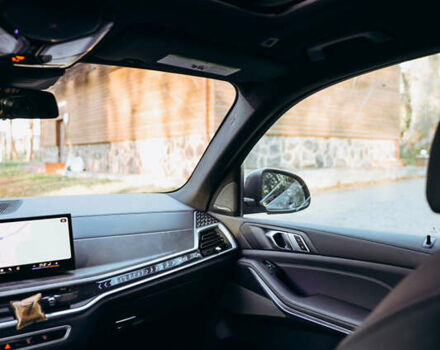 Серый БМВ Х5, объемом двигателя 3 л и пробегом 13 тыс. км за 78000 $, фото 26 на Automoto.ua