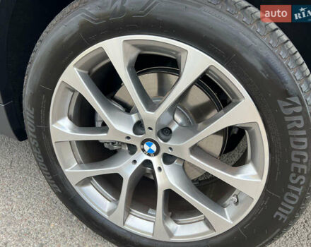 Серый БМВ Х5, объемом двигателя 3 л и пробегом 5 тыс. км за 85500 $, фото 26 на Automoto.ua