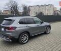 Серый БМВ Х5, объемом двигателя 3 л и пробегом 61 тыс. км за 75000 $, фото 7 на Automoto.ua