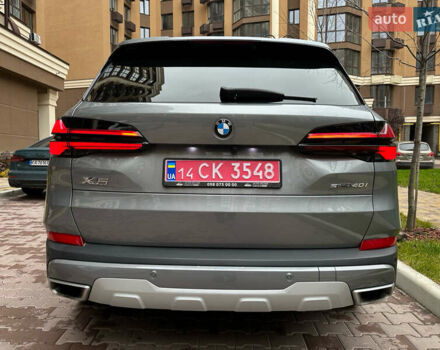 Серый БМВ Х5, объемом двигателя 3 л и пробегом 65 тыс. км за 72000 $, фото 3 на Automoto.ua