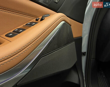 Серый БМВ Х5, объемом двигателя 3 л и пробегом 10 тыс. км за 132000 $, фото 43 на Automoto.ua