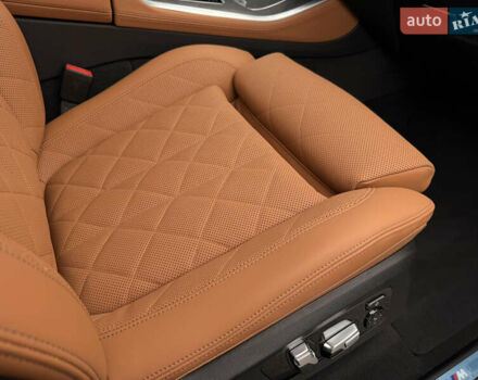 Серый БМВ Х5, объемом двигателя 3 л и пробегом 10 тыс. км за 132000 $, фото 33 на Automoto.ua