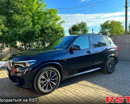 Серый БМВ Х5, объемом двигателя 3 л и пробегом 75 тыс. км за 67000 $, фото 5 на Automoto.ua