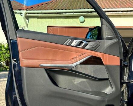 Серый БМВ Х5, объемом двигателя 3 л и пробегом 75 тыс. км за 67000 $, фото 7 на Automoto.ua