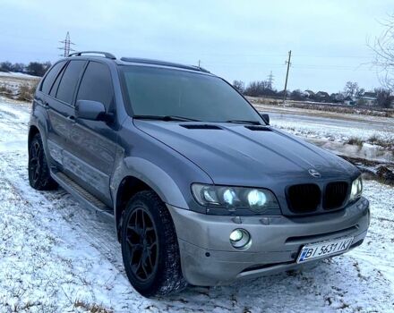 Серый БМВ Х5, объемом двигателя 4.4 л и пробегом 320 тыс. км за 8000 $, фото 1 на Automoto.ua