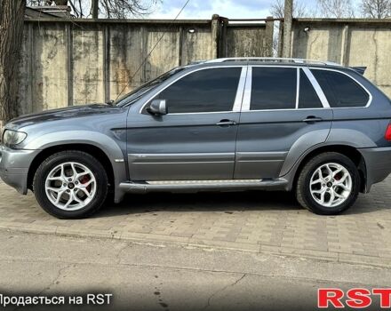 Серый БМВ Х5, объемом двигателя 4.4 л и пробегом 350 тыс. км за 6900 $, фото 1 на Automoto.ua