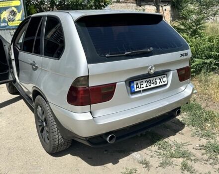 Серый БМВ Х5, объемом двигателя 3 л и пробегом 280 тыс. км за 5500 $, фото 1 на Automoto.ua