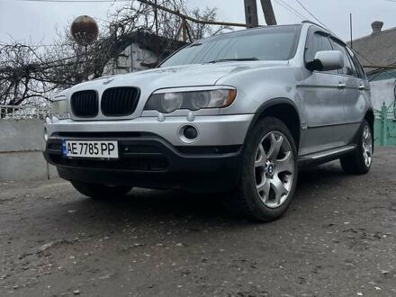 БМВ Х5 2000 у Дніпро (Дніпропетровську) на Automoto.ua Сірий БМВ Х5, об'ємом двигуна 4.4 л та пробігом 300 тис. км за 7800 $, фото 1 на Automoto.ua