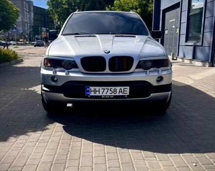 Серый БМВ Х5, объемом двигателя 4.4 л и пробегом 350 тыс. км за 9000 $, фото 1 на Automoto.ua