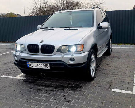 Серый БМВ Х5, объемом двигателя 4.4 л и пробегом 330 тыс. км за 8000 $, фото 1 на Automoto.ua