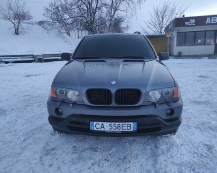 Серый БМВ Х5, объемом двигателя 3 л и пробегом 230 тыс. км за 5900 $, фото 1 на Automoto.ua