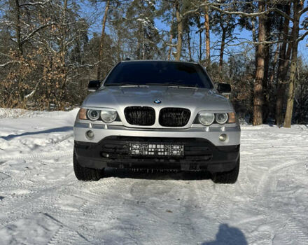 Серый БМВ Х5, объемом двигателя 3 л и пробегом 344 тыс. км за 9000 $, фото 1 на Automoto.ua