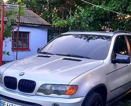 Сірий БМВ Х5, об'ємом двигуна 3 л та пробігом 400 тис. км за 8000 $, фото 1 на Automoto.ua