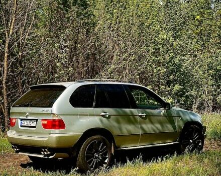 Серый БМВ Х5, объемом двигателя 4.4 л и пробегом 371 тыс. км за 6200 $, фото 1 на Automoto.ua