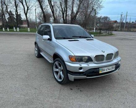 Серый БМВ Х5, объемом двигателя 4.4 л и пробегом 650 тыс. км за 9000 $, фото 1 на Automoto.ua