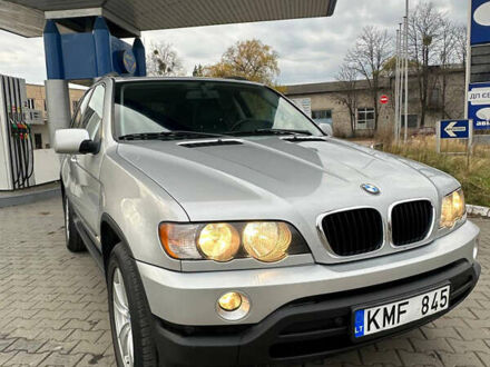 Сірий БМВ Х5, об'ємом двигуна 3 л та пробігом 300 тис. км за 5400 $, фото 1 на Automoto.ua