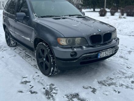 Серый БМВ Х5, объемом двигателя 3 л и пробегом 333 тыс. км за 4200 $, фото 1 на Automoto.ua