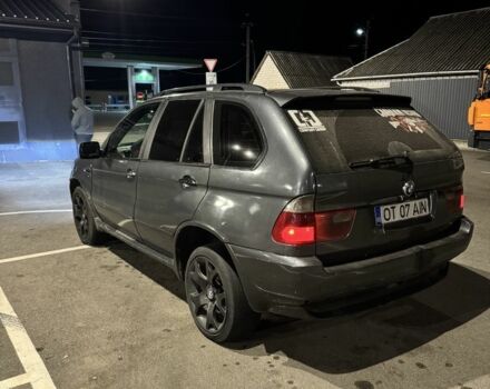 Серый БМВ Х5, объемом двигателя 3 л и пробегом 280 тыс. км за 4300 $, фото 1 на Automoto.ua