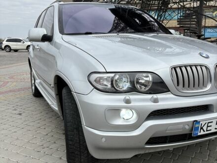 Серый БМВ Х5, объемом двигателя 3 л и пробегом 310 тыс. км за 8000 $, фото 1 на Automoto.ua